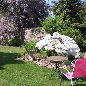 La Maison D'isaphil Bed & Breakfast